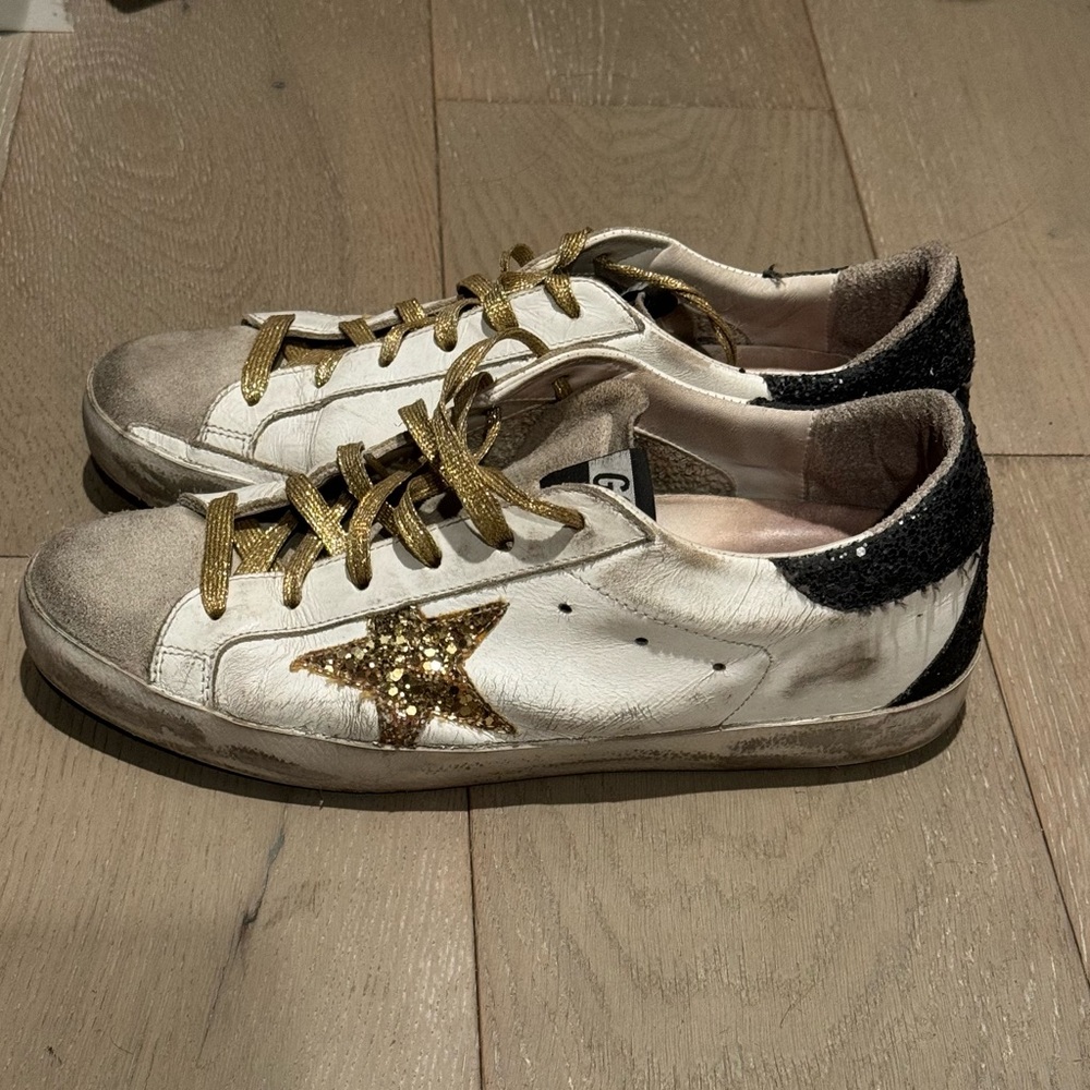 Golden Goose Super Star Sneakers 39